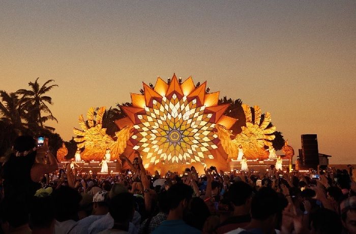 Corona Sunsets World Tour