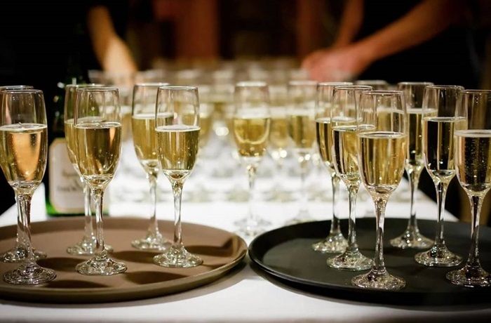 Decálogo para un consumo consciente de alcohol Decálogo para un consumo consciente de alcohol