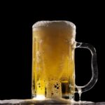 Pinta de cerveza oscura estilo stout para la temporada fria en Chile