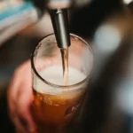Heineken España lanza Cruzcampo 1904 y Ladrón de Verano 0,0 en los segmentos premium y sin alcohol