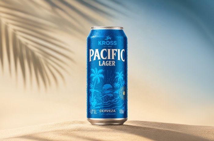 Lata de Kross Pacific Lager, la nueva cerveza chilena de Kross